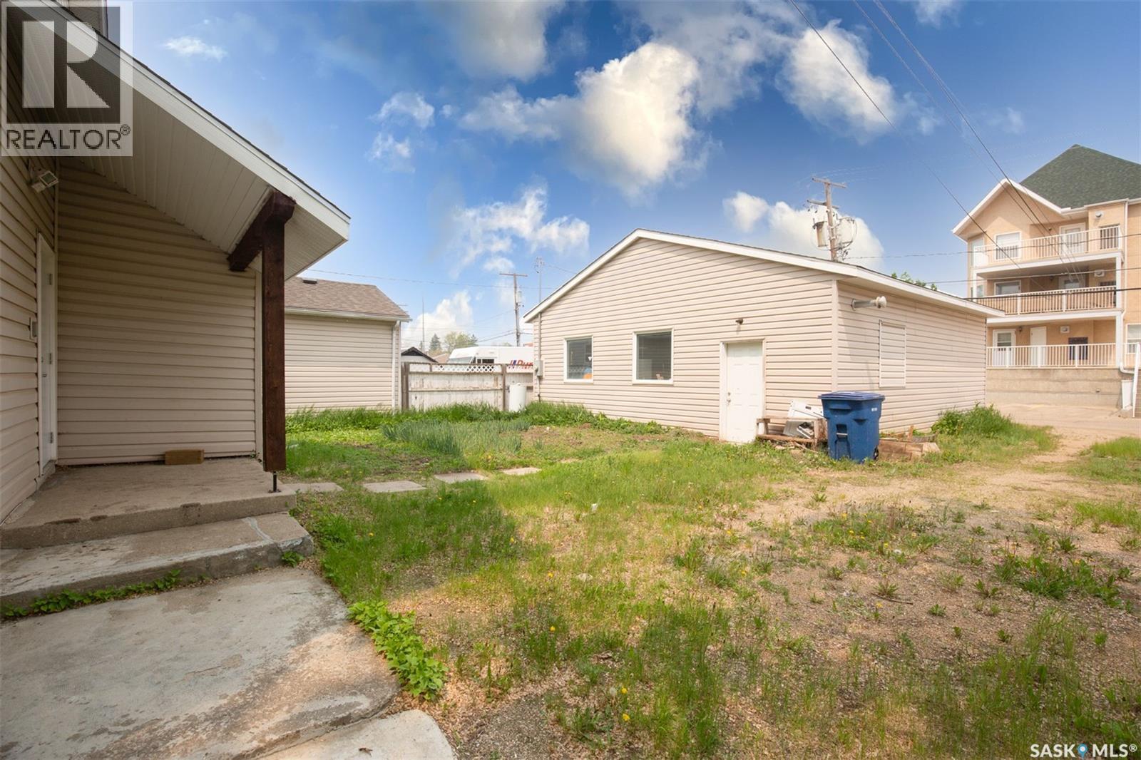 66 Athabasca Street W, Moose Jaw, Saskatchewan  S6H 2B5 - Photo 21 - SK036514