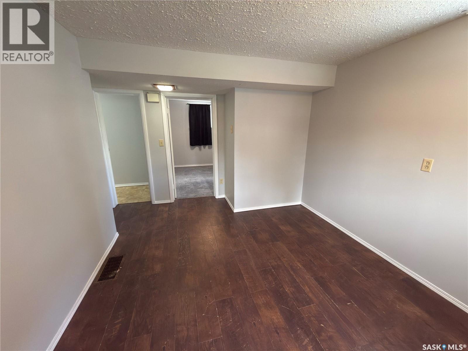 233 23rd Street W, Prince Albert, Saskatchewan  S6V 4L7 - Photo 19 - SK036511
