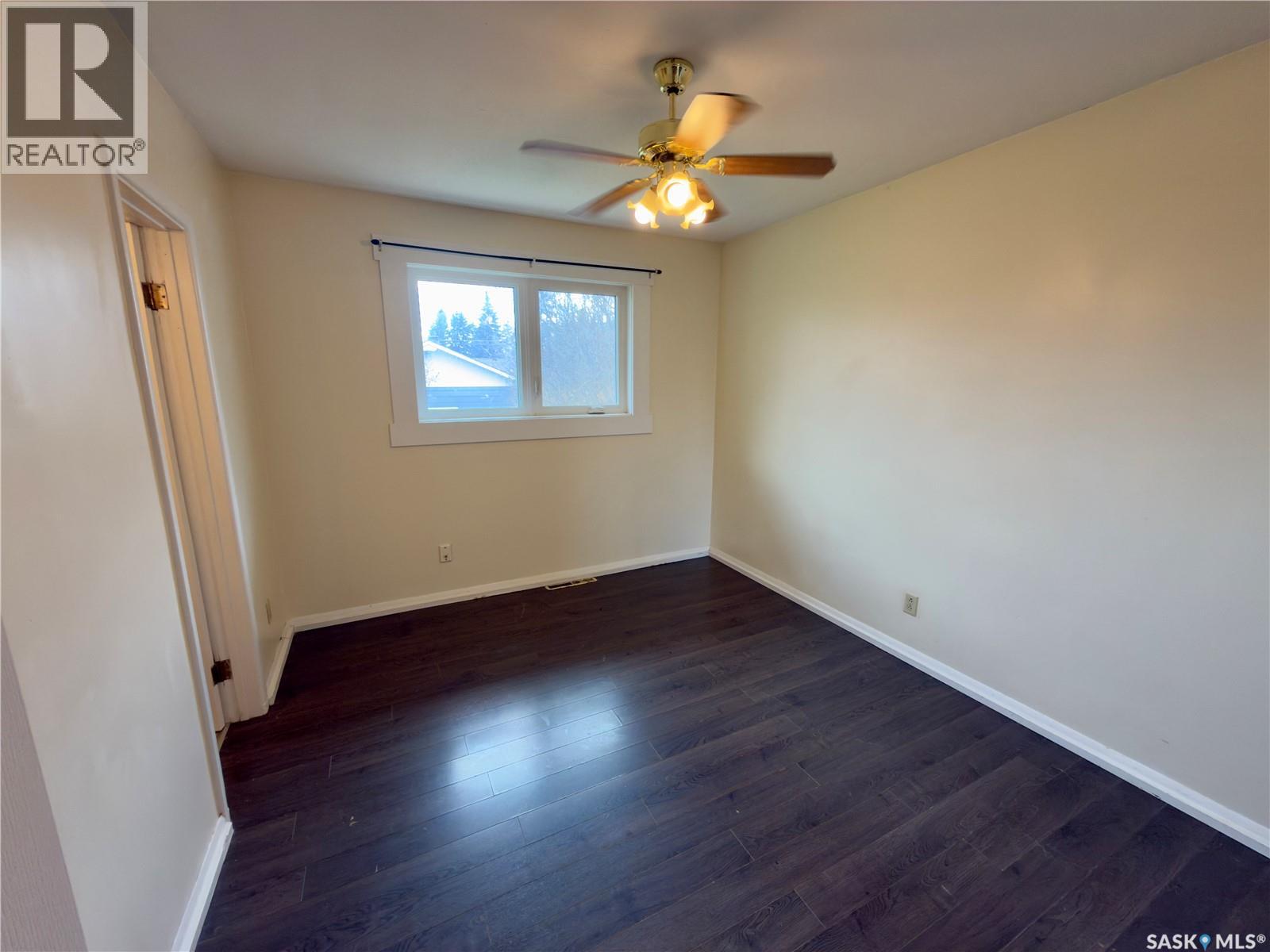 233 23rd Street W, Prince Albert, Saskatchewan  S6V 4L7 - Photo 9 - SK036511
