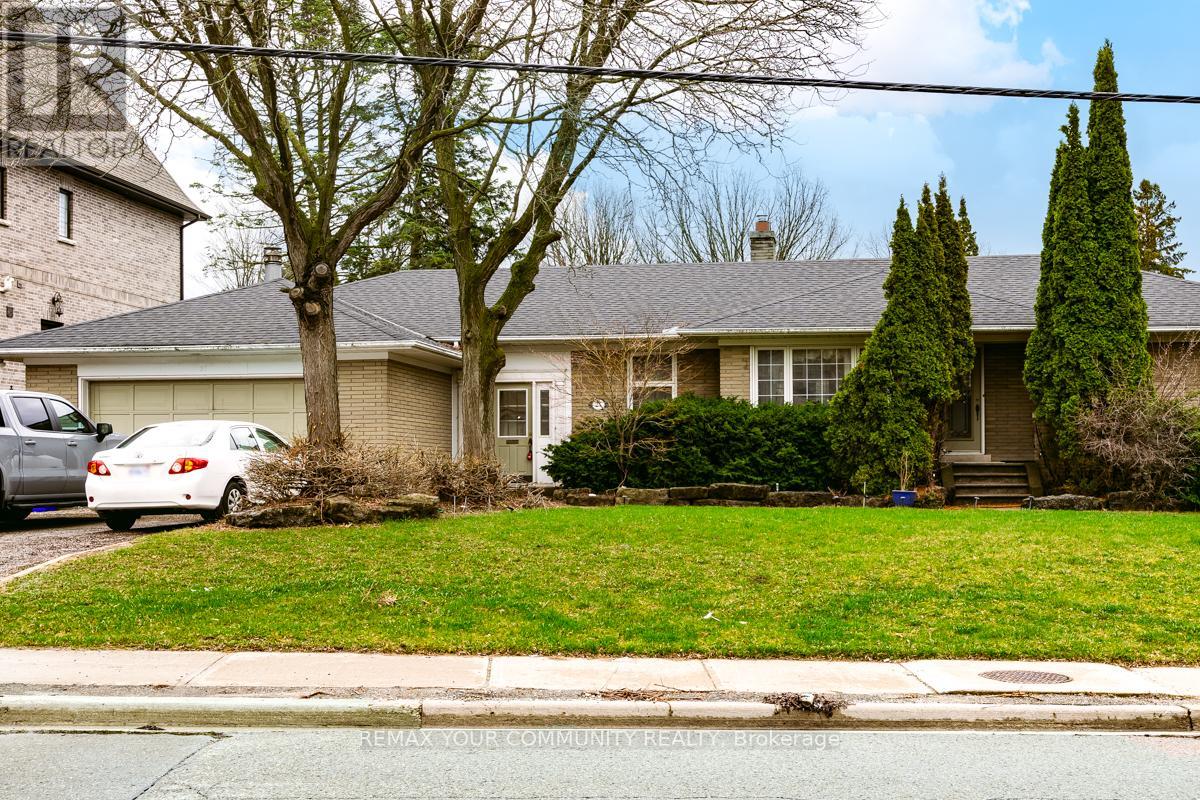 LOWER - 27 DENHAM DRIVE, Richmond Hill, Ontario