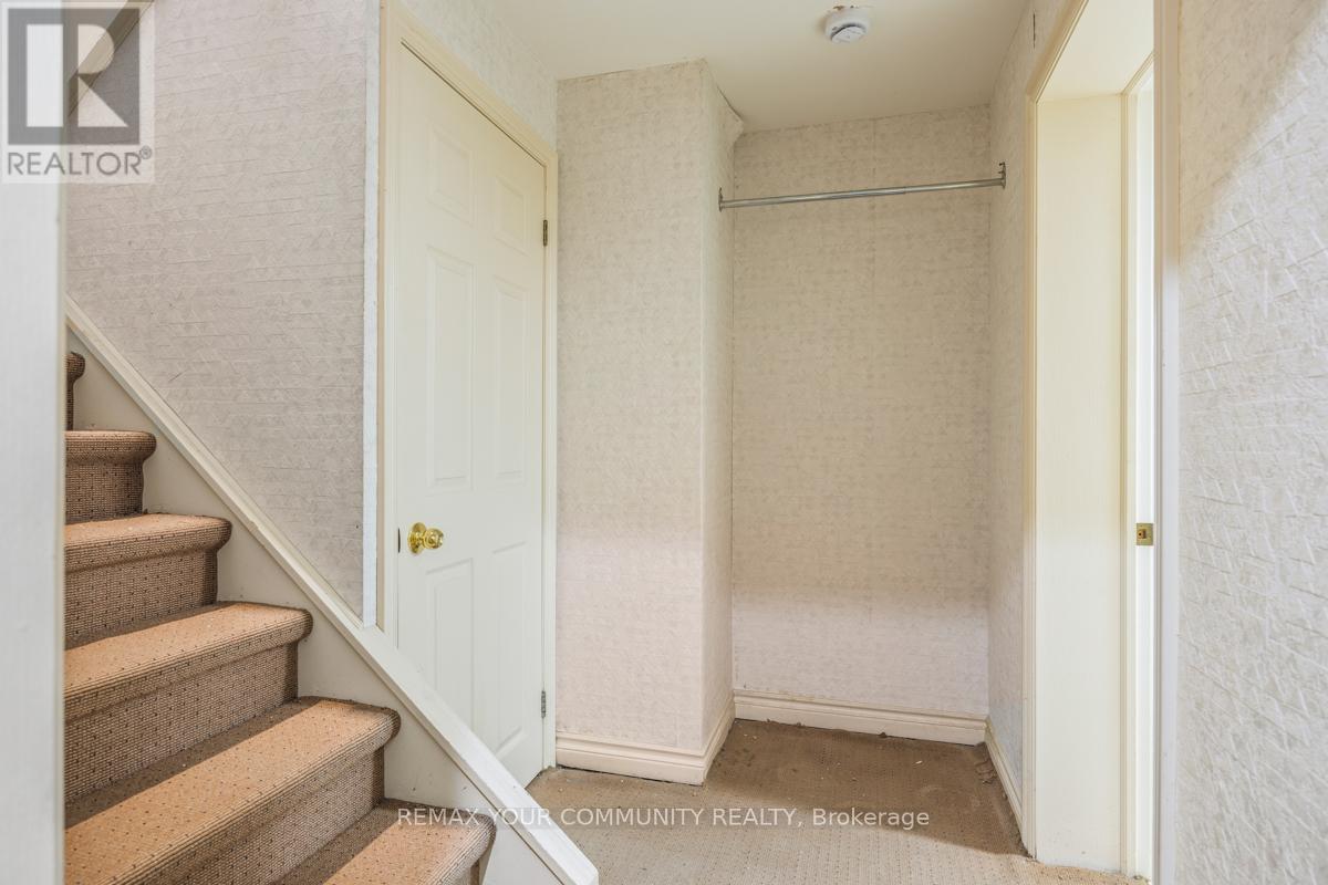 Lower - 27 Denham Drive, Richmond Hill, Ontario  L4C 6H6 - Photo 14 - N13154708