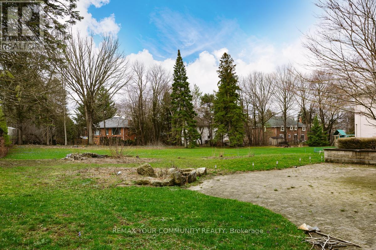 Lower - 27 Denham Drive, Richmond Hill, Ontario  L4C 6H6 - Photo 8 - N13154708