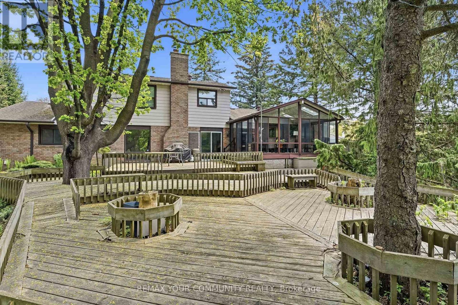 30 Crossley Court, King, Ontario  L7B 1H4 - Photo 16 - N13154884