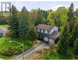 30 CROSSLEY COURT, King, Ontario