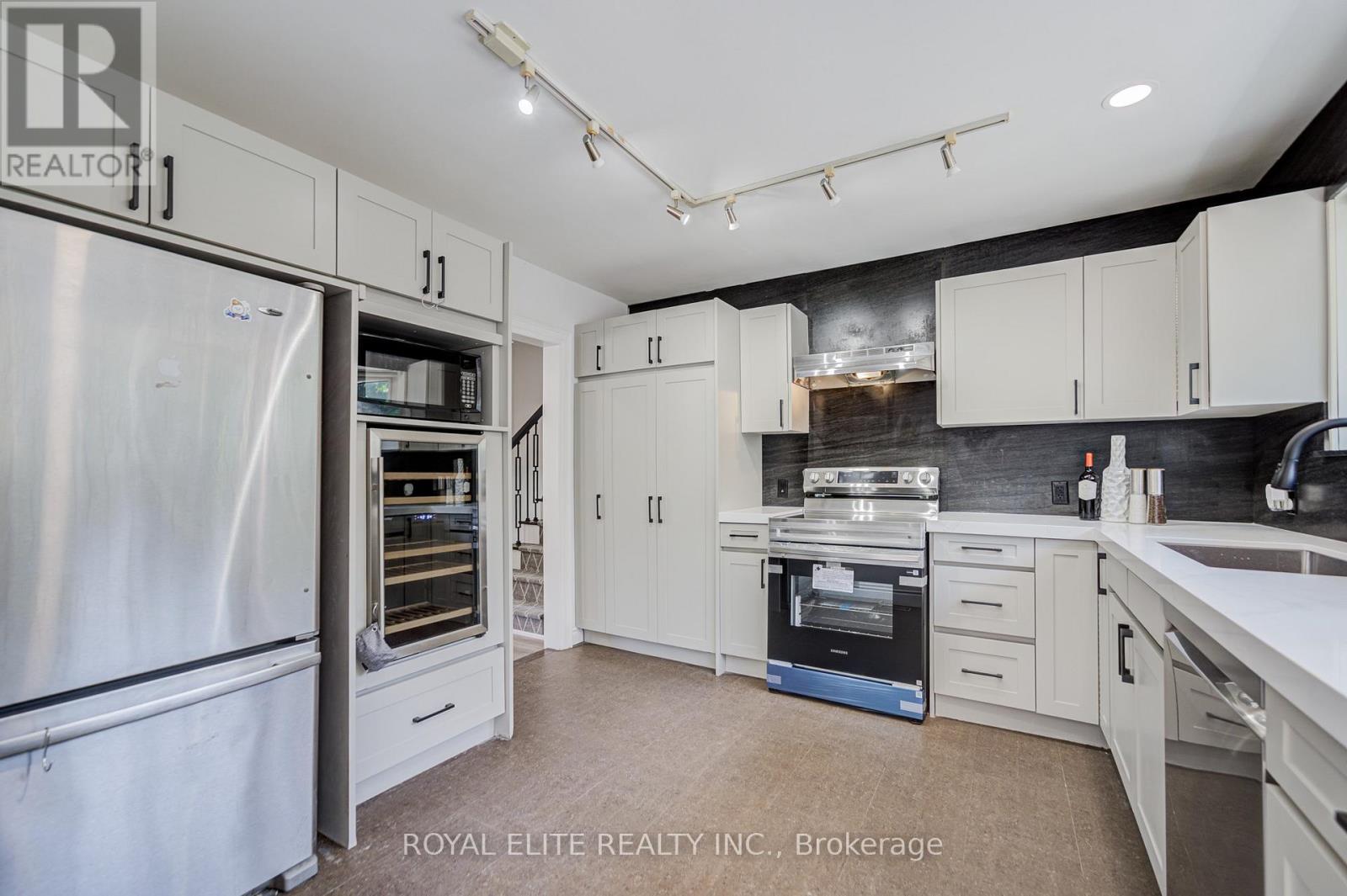 30 Alanadale Avenue, Markham, Ontario  L3P 1S3 - Photo 17 - N13154890
