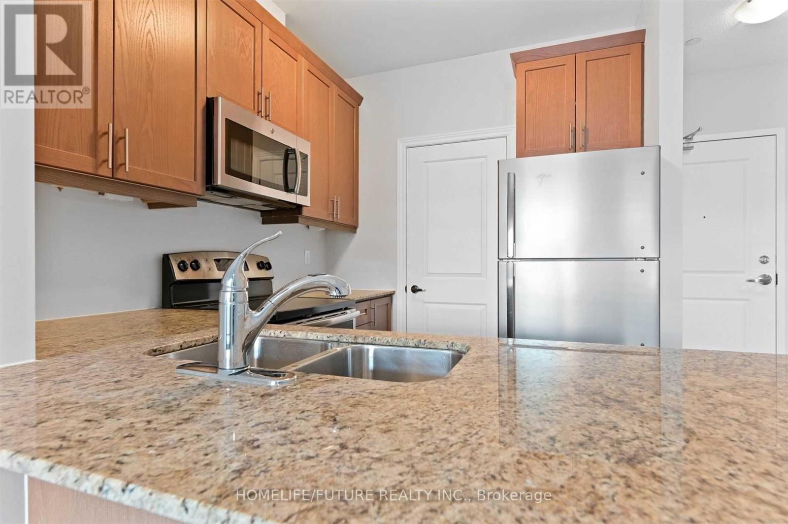 101 - 7768 Kennedy Road, Markham (Milliken Mills West), Ontario  L3R 5K1 - Photo 3 - N13154902