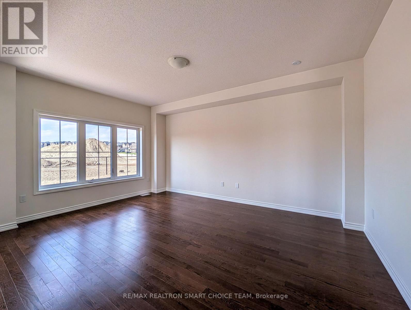 12 Fenn Crescent, New Tecumseth, Ontario  L9R 0X1 - Photo 15 - N13154996