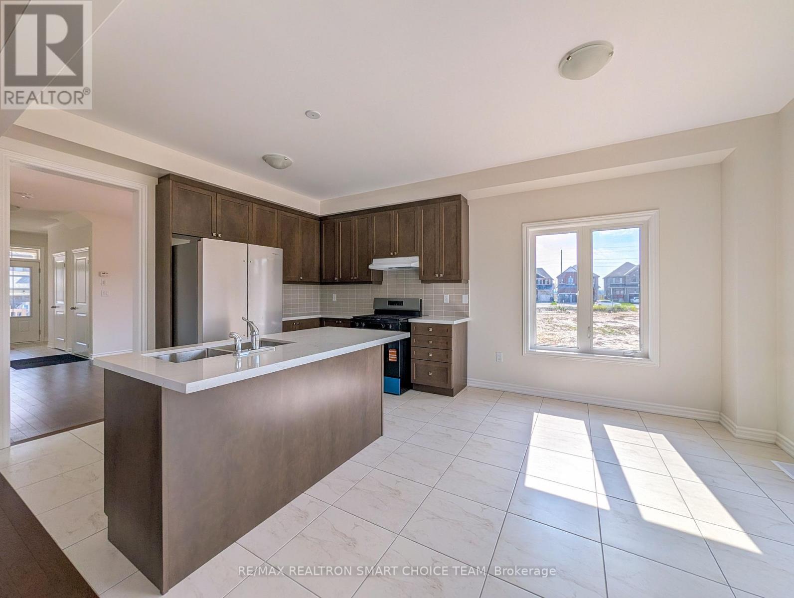 12 Fenn Crescent, New Tecumseth, Ontario  L9R 0X1 - Photo 9 - N13154996