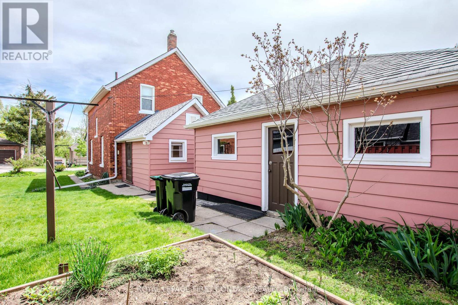 14 Frederick Street, Barrie, Ontario  L4N 2L5 - Photo 12 - S13154886
