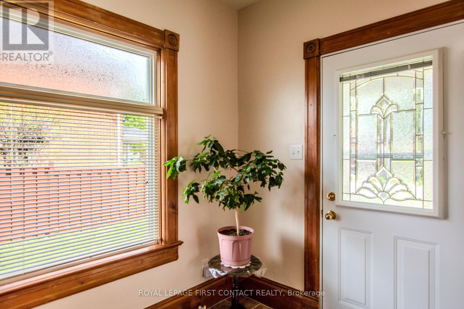 14 Frederick Street, Barrie, Ontario  L4N 2L5 - Photo 18 - S13154886