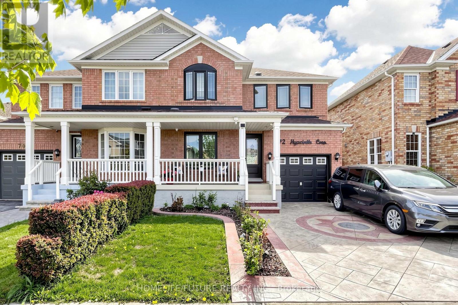 72 HYACINTH CRESCENT, Toronto, Ontario