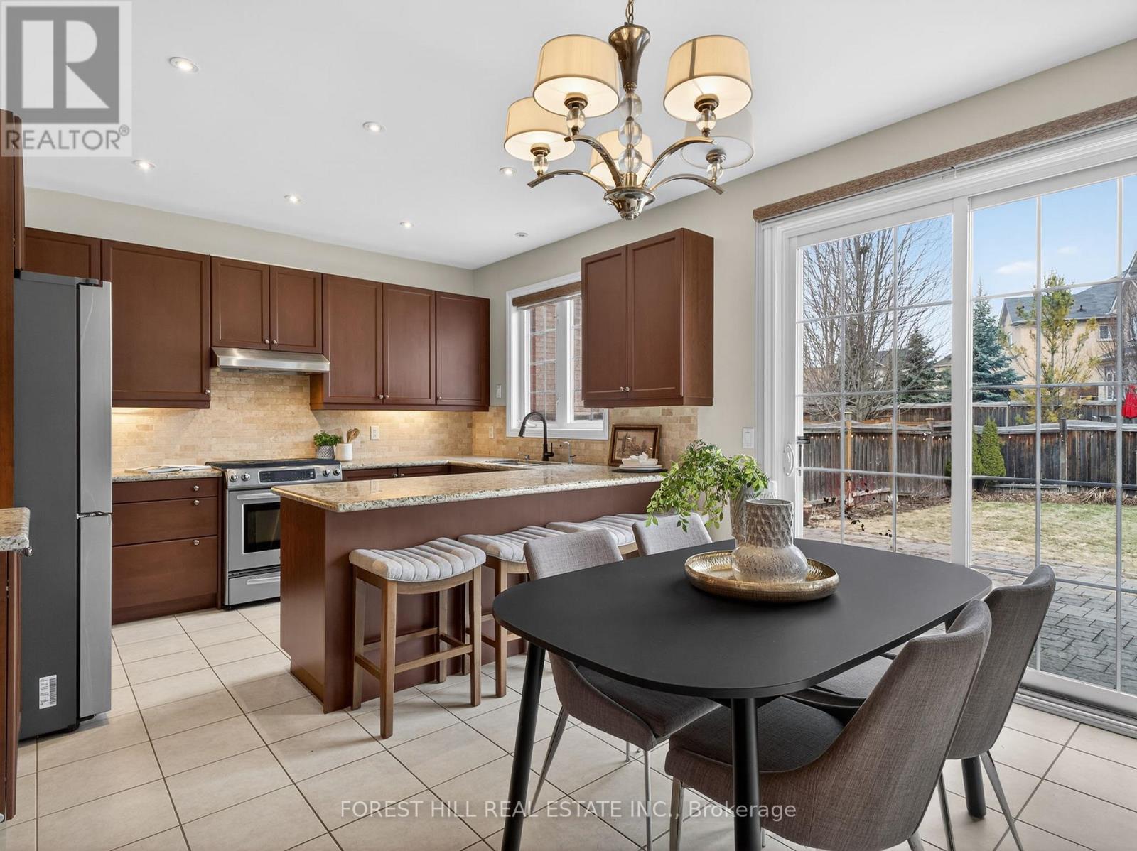 22 Mccombe Lane, Vaughan, Ontario  L6A 4G2 - Photo 17 - N13123042