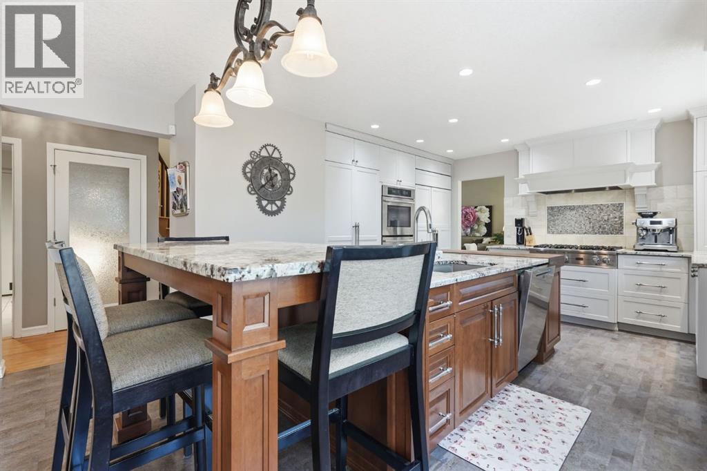 1128 Kildonan Place SW, Calgary, Alberta  T2V 4B1 - Photo 12 - A2312957