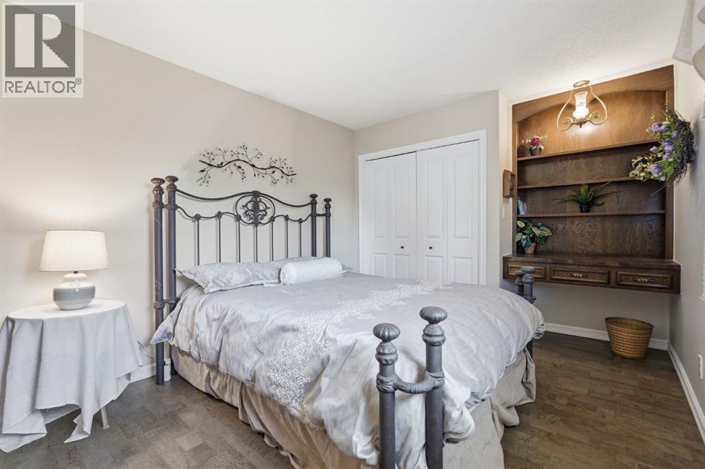 1128 Kildonan Place SW, Calgary, Alberta  T2V 4B1 - Photo 32 - A2312957
