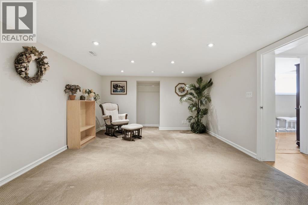 1128 Kildonan Place SW, Calgary, Alberta  T2V 4B1 - Photo 36 - A2312957