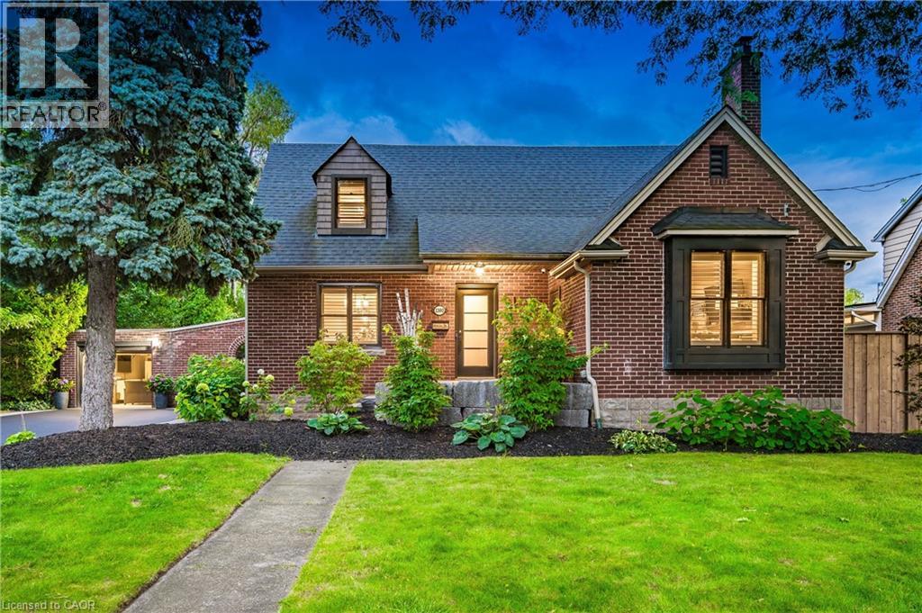 1390 HALIFAX Place, Burlington, Ontario