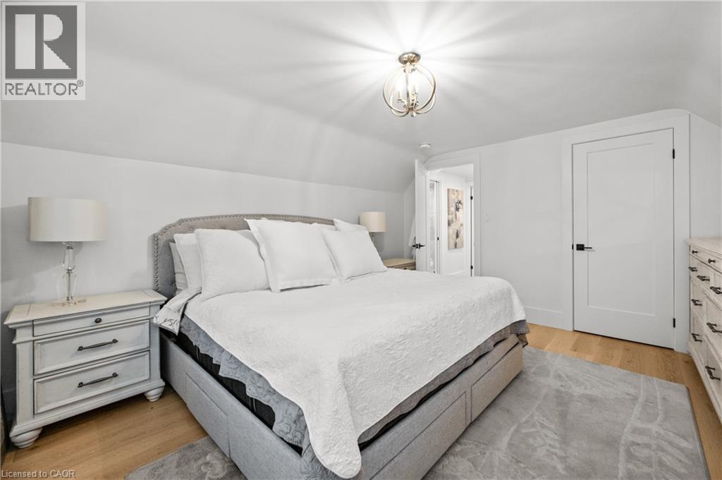 1390 Halifax Place, Burlington, Ontario  L7S 1J6 - Photo 19 - 40832233