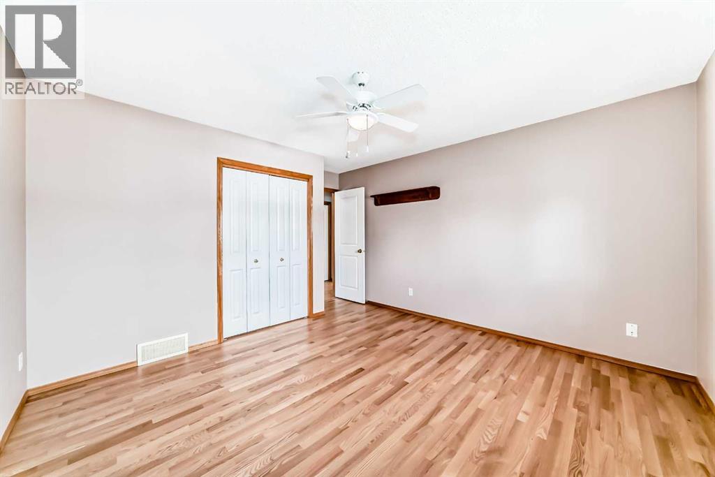 17 Ross Place, Crossfield, Alberta  T0M 0S0 - Photo 12 - A2313239