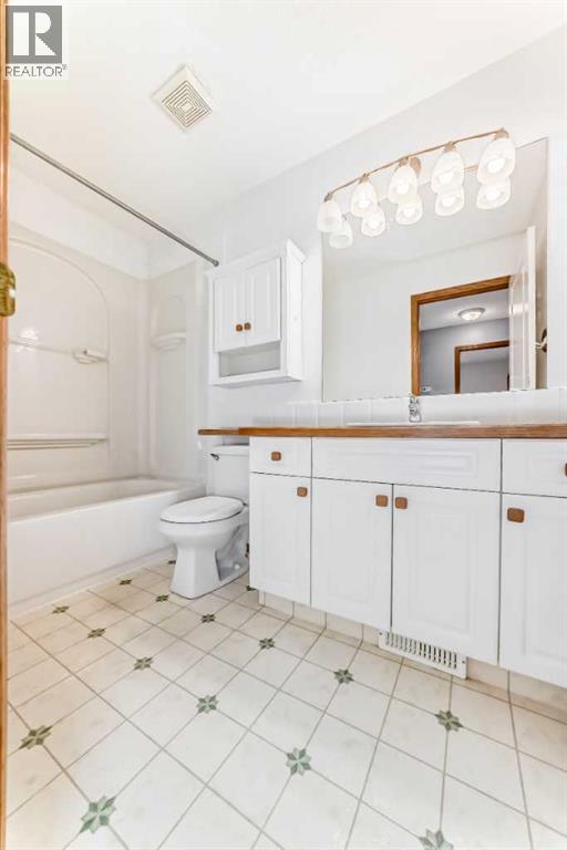 17 Ross Place, Crossfield, Alberta  T0M 0S0 - Photo 19 - A2313239