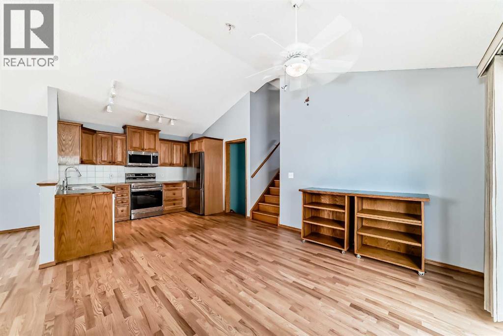 17 Ross Place, Crossfield, Alberta  T0M 0S0 - Photo 7 - A2313239