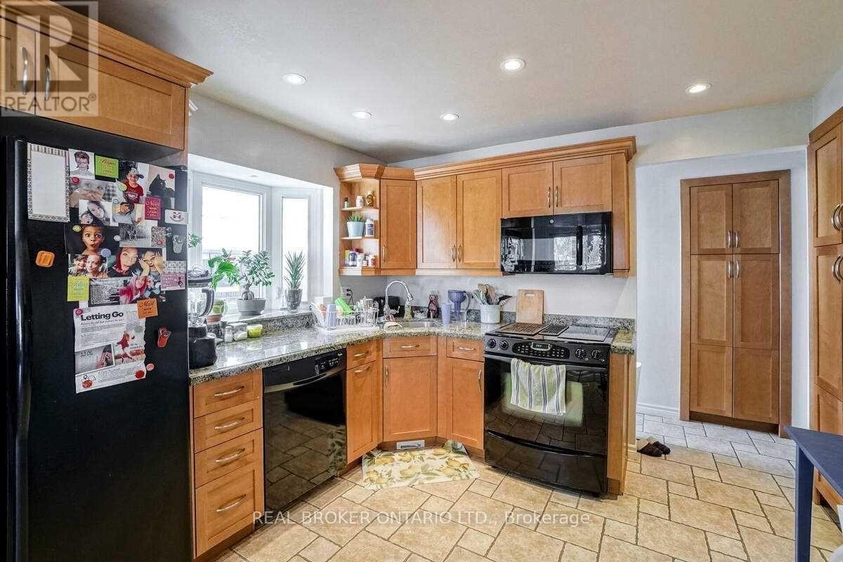 320 Williams Avenue, Milton, Ontario  L9T 2G2 - Photo 3 - W13154712