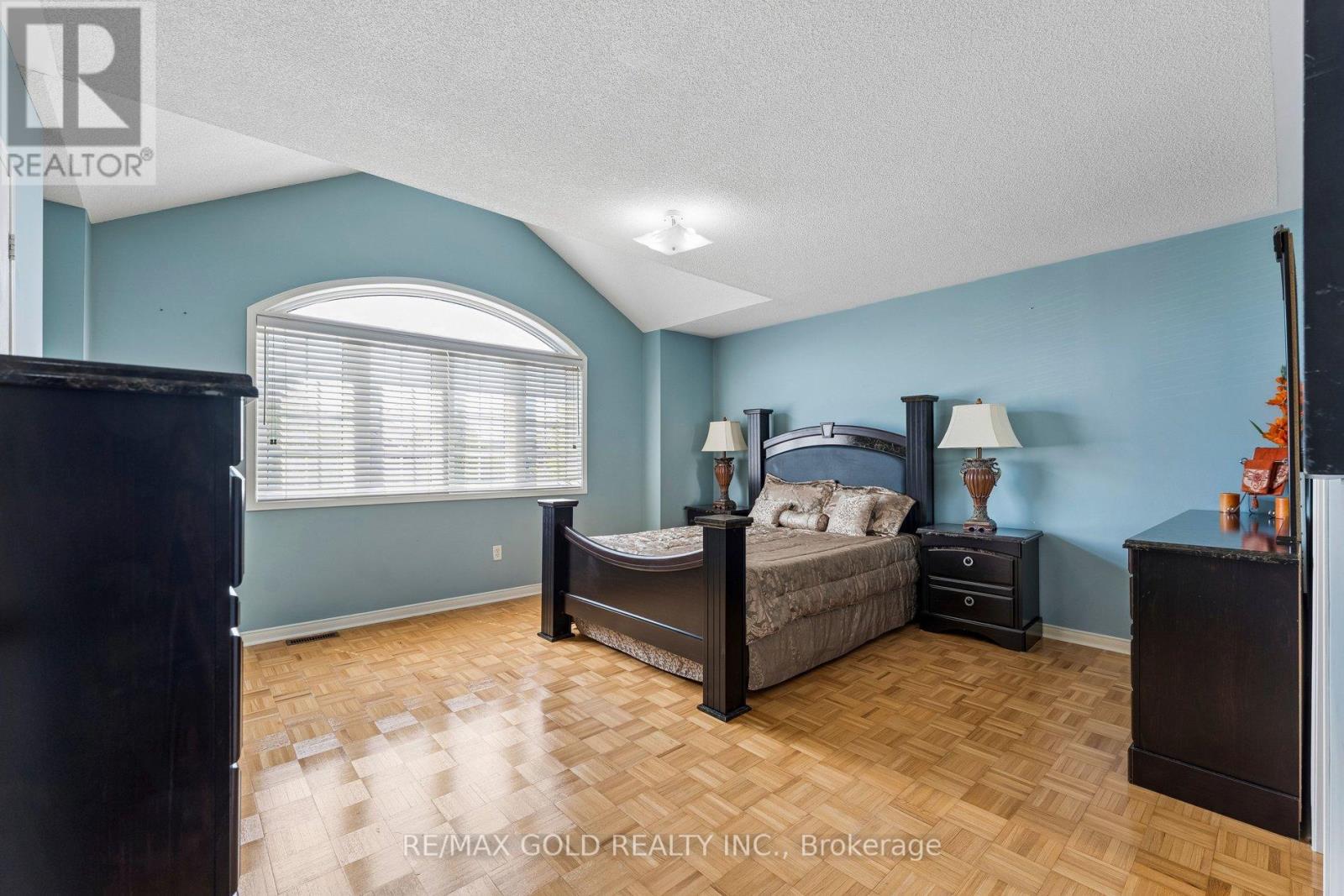 74 Avalanche Crescent, Brampton, Ontario  L6P 1L8 - Photo 17 - W13154750