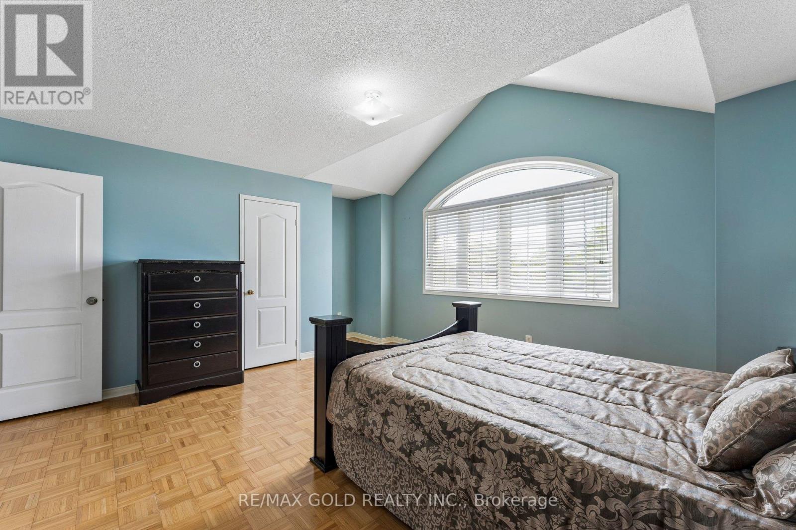 74 Avalanche Crescent, Brampton, Ontario  L6P 1L8 - Photo 18 - W13154750