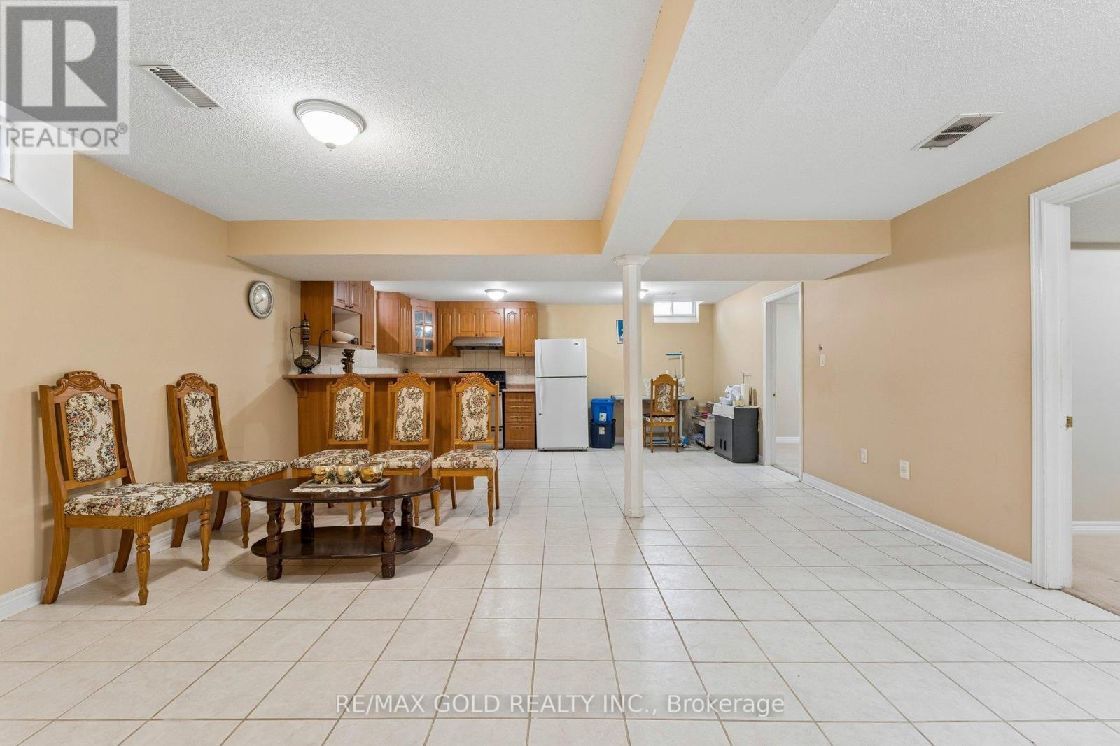 74 Avalanche Crescent, Brampton, Ontario  L6P 1L8 - Photo 35 - W13154750