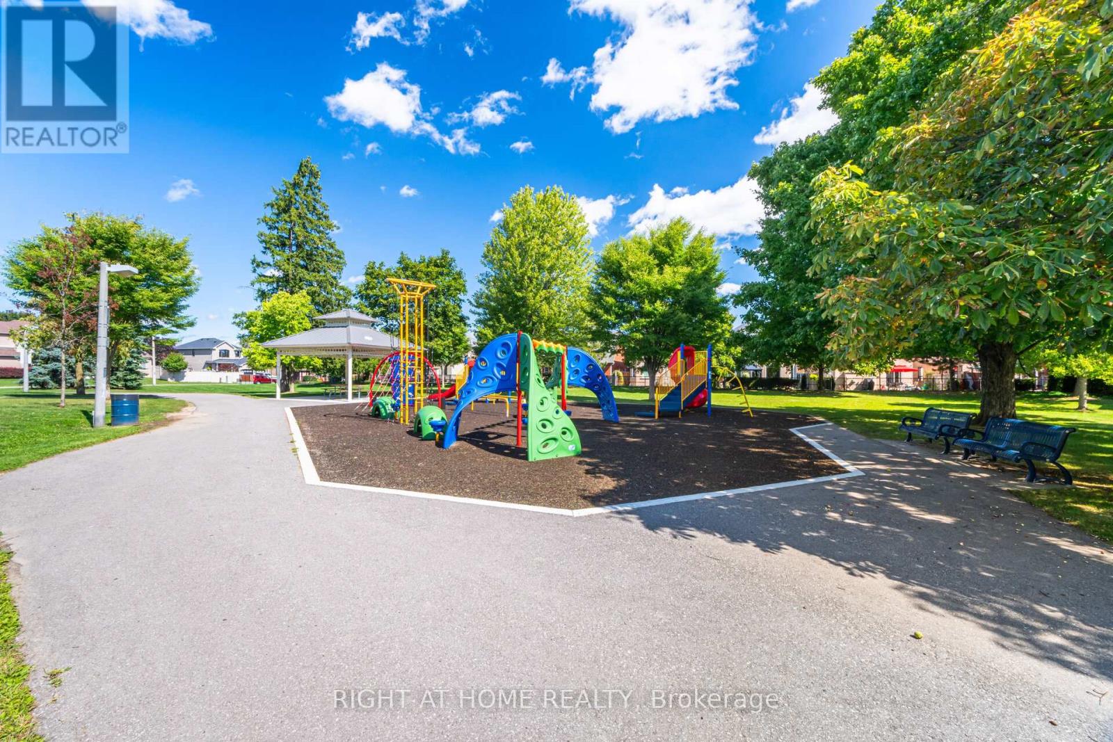 2 Melrose Gardens, Brampton, Ontario  L7A 1J7 - Photo 49 - W13154762
