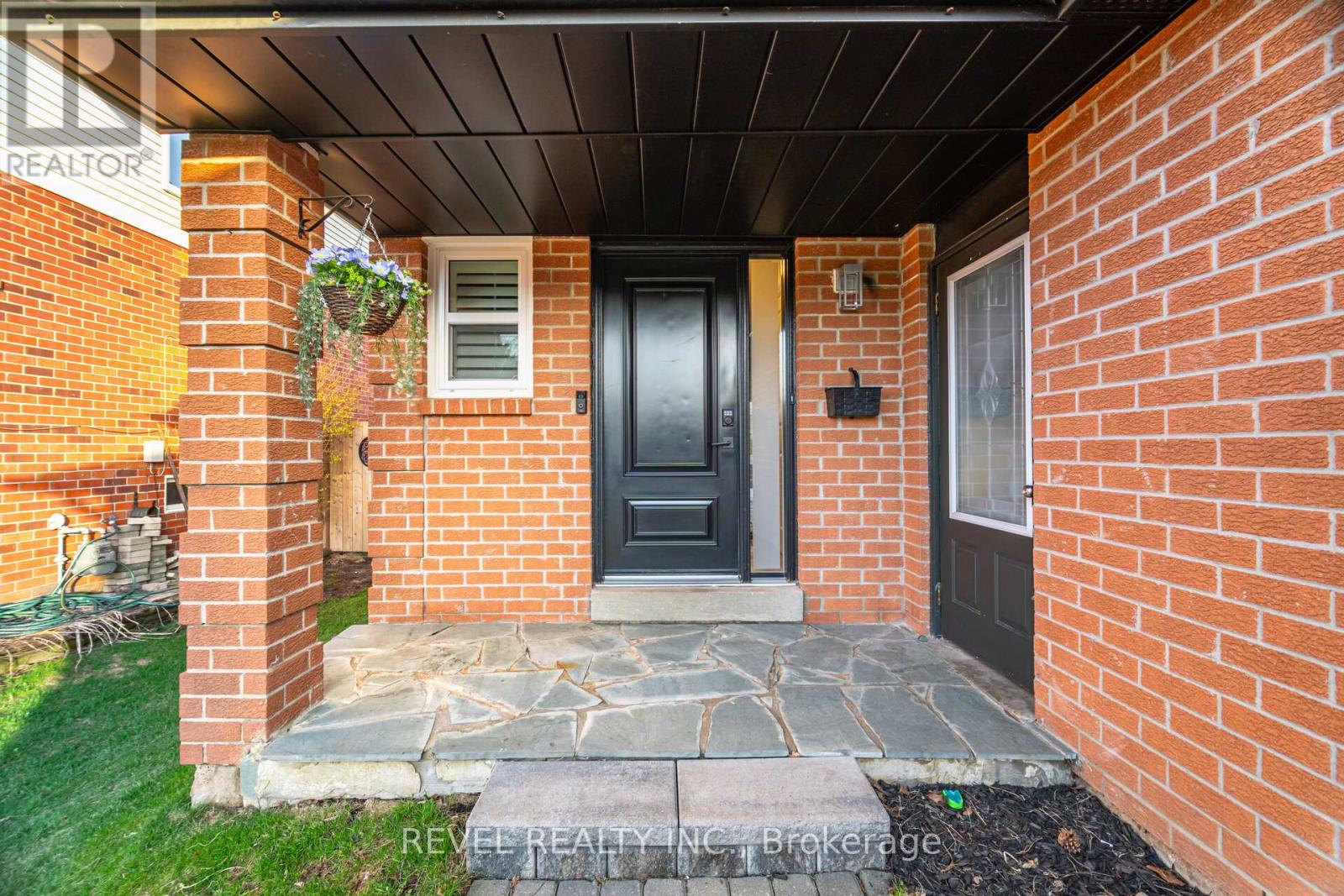 477 Bell Street, Milton, Ontario  L9T 4R6 - Photo 3 - W13154788