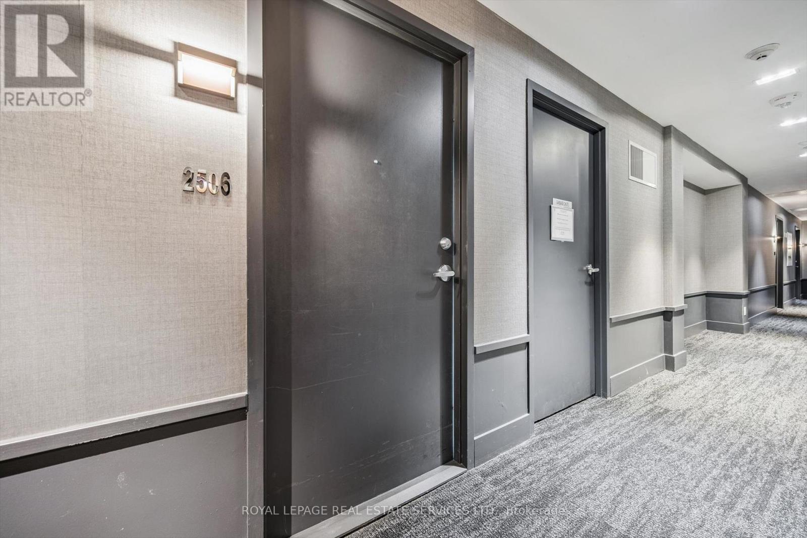 2506 - 297 Oakville Drive, Oakville, Ontario  L6H 3R6 - Photo 7 - W13154810