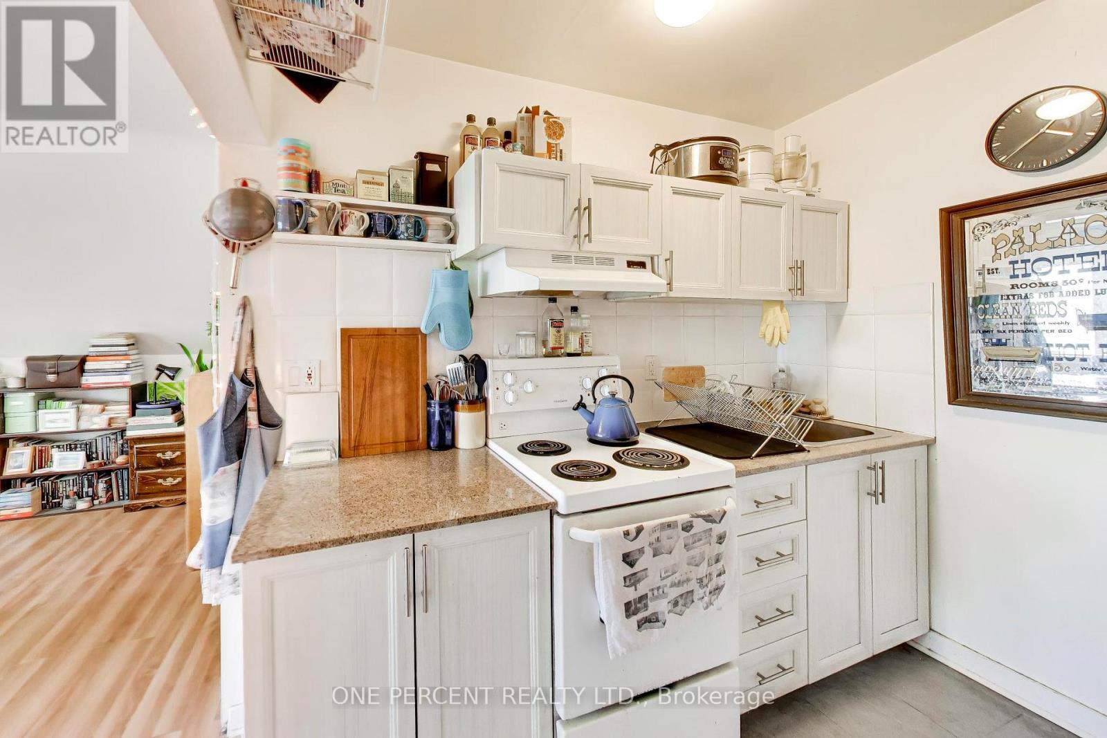 252 Wright Avenue, Toronto, Ontario M6R 1L5 - Photo 26 - W13154854