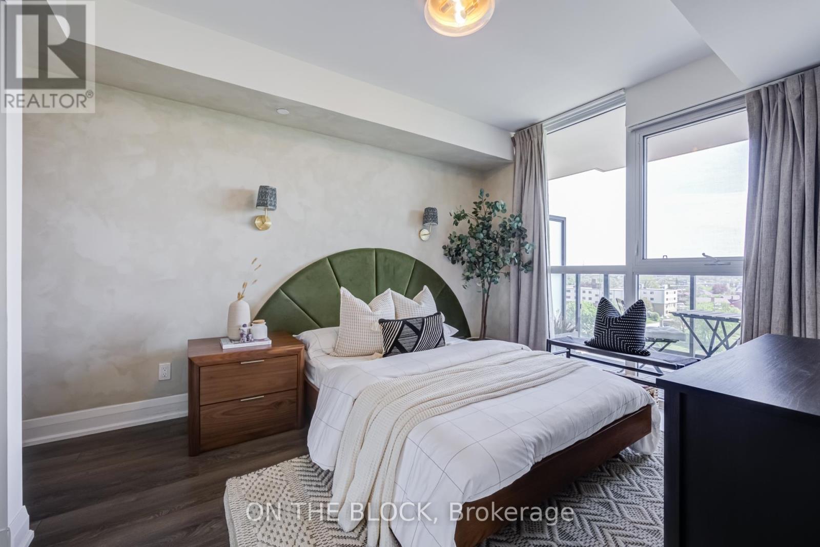 810 - 1461 Lawrence Avenue W, Toronto, Ontario  M6L 0A6 - Photo 12 - W13154952