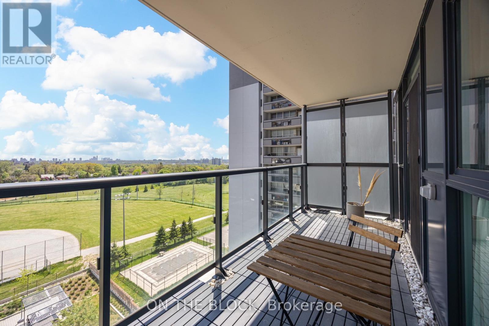 810 - 1461 Lawrence Avenue W, Toronto, Ontario  M6L 0A6 - Photo 21 - W13154952