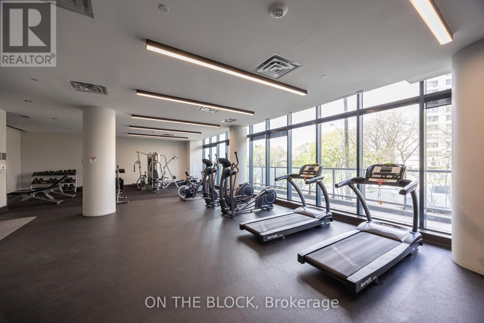 810 - 1461 Lawrence Avenue W, Toronto, Ontario  M6L 0A6 - Photo 32 - W13154952