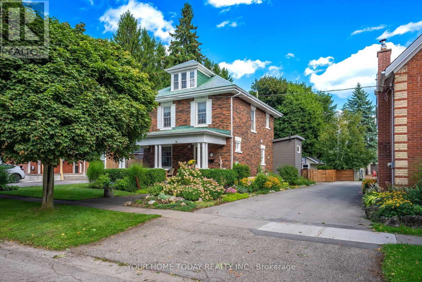 17 PARK AVENUE, Halton Hills, Ontario
