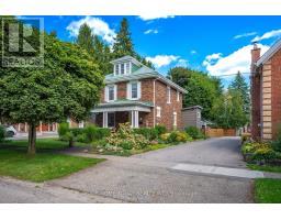 17 PARK AVENUE, Halton Hills, Ontario