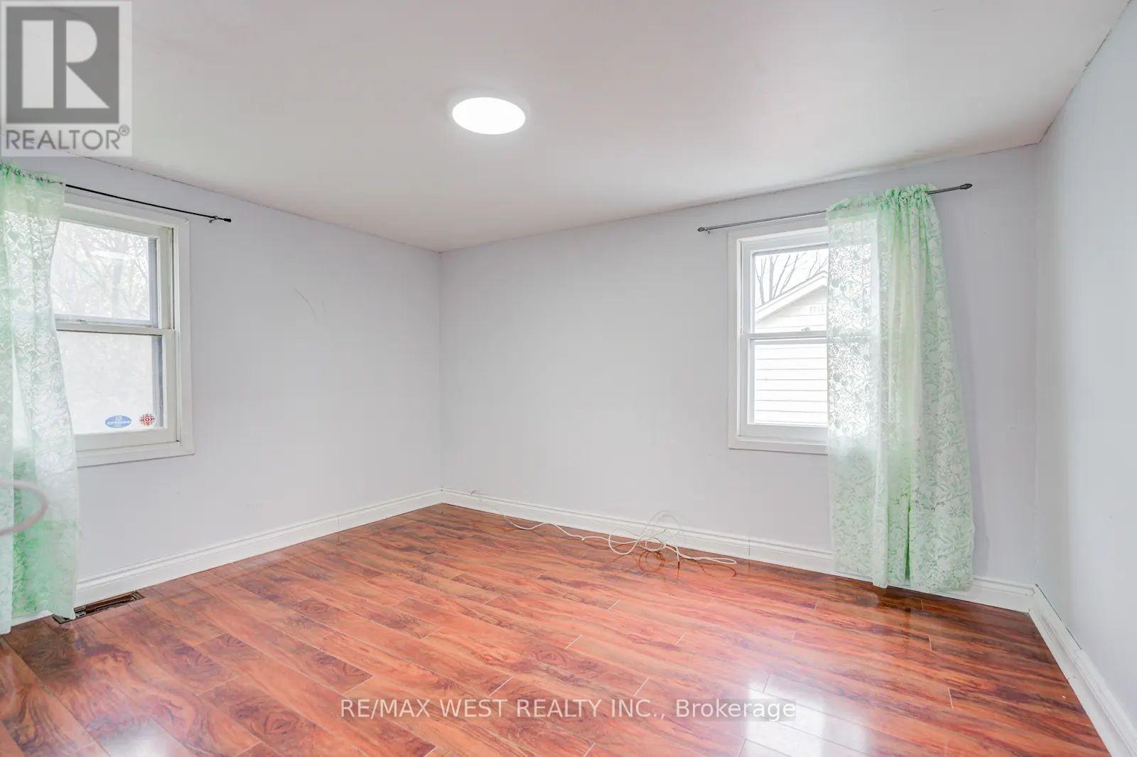 326 Queen Street S, Mississauga, Ontario  L5M 1M2 - Photo 20 - W13155102