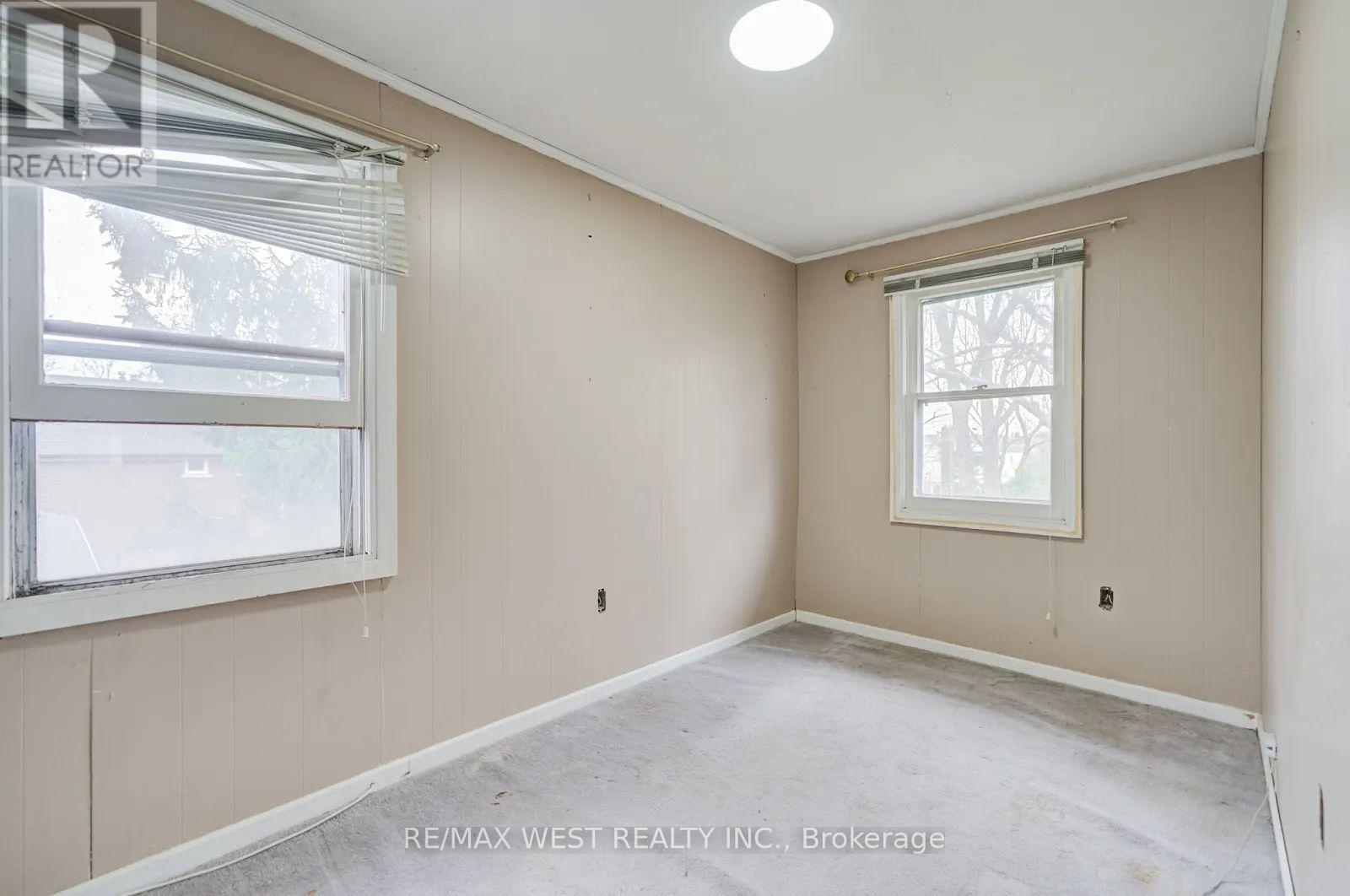 326 Queen Street S, Mississauga, Ontario  L5M 1M2 - Photo 24 - W13155102