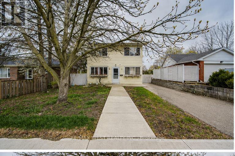 326 Queen Street S, Mississauga, Ontario  L5M 1M2 - Photo 3 - W13155102