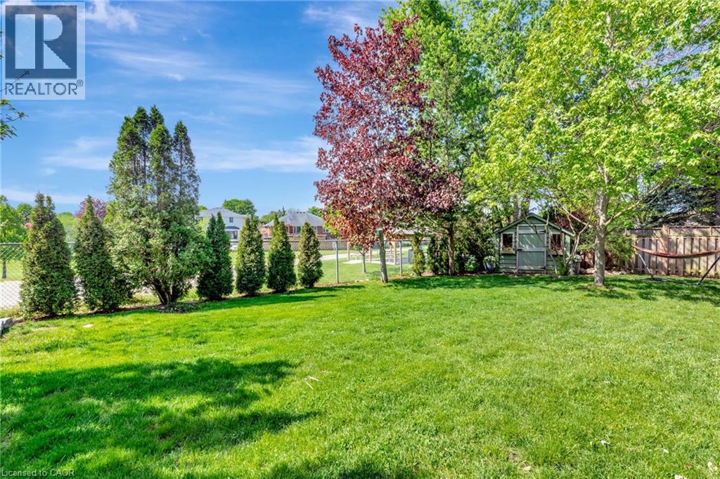 3 Russell Crescent, St. George, Ontario  N0E 1N0 - Photo 41 - 40825313