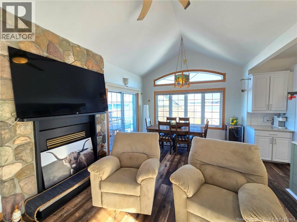 836 John Cormier, Beresford, New Brunswick  E8K 1W1 - Photo 21 - NB137041