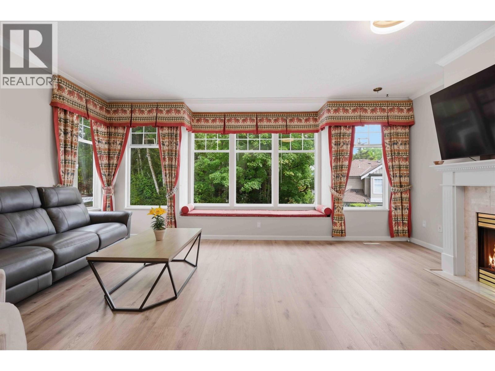 2 5950 Oakdale Road, Burnaby, British Columbia  V5H 4R5 - Photo 5 - R3126029