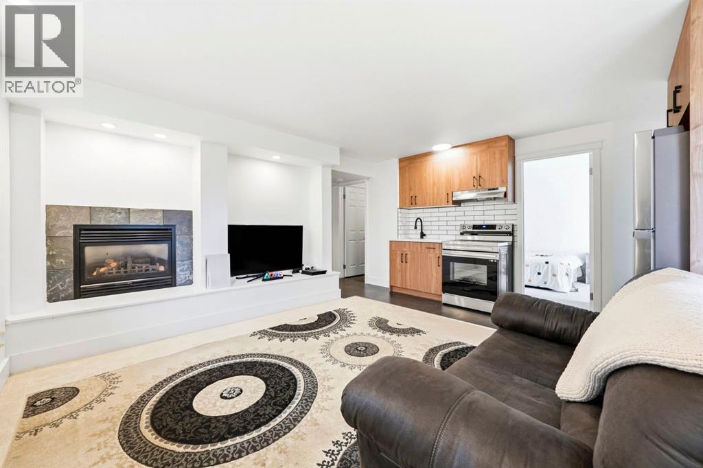 193 Hidden Creek Road NW, Calgary, Alberta  T3A 6L7 - Photo 23 - A2309827