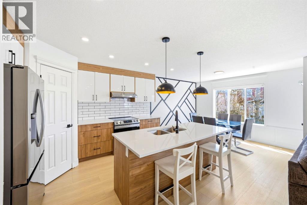 193 Hidden Creek Road NW, Calgary, Alberta  T3A 6L7 - Photo 6 - A2309827