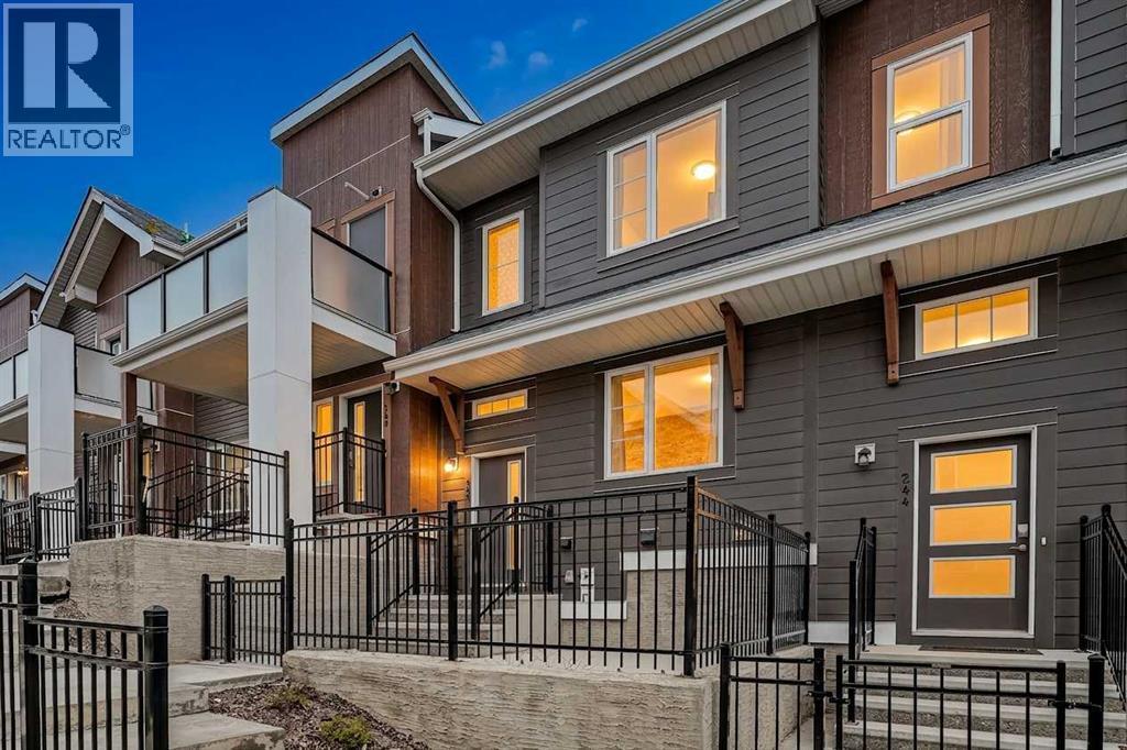 242 Livingston Common NE, Calgary, Alberta  T3P 1K1 - Photo 5 - A2312773