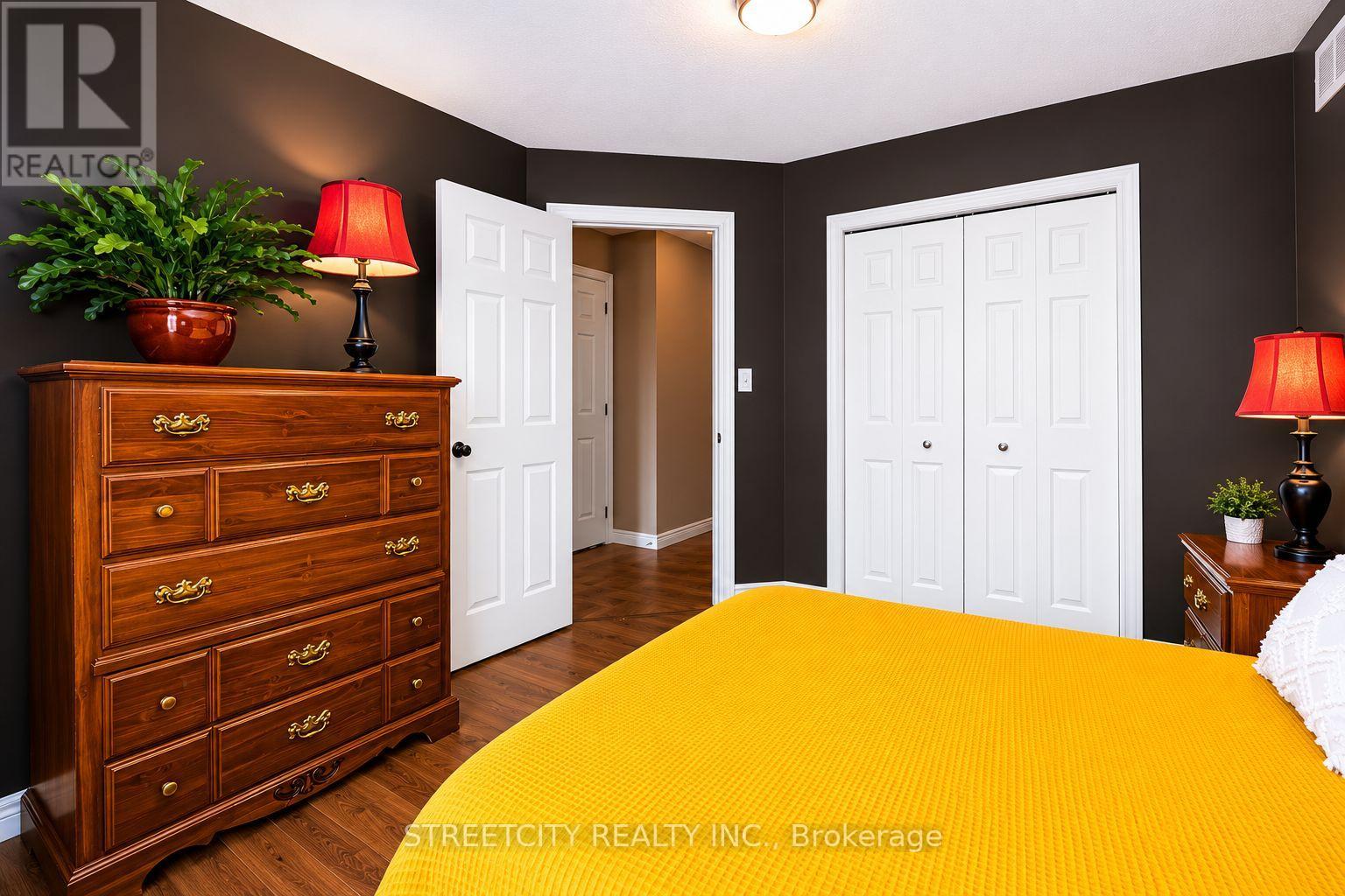 727 Norman Street, Plympton-Wyoming, Ontario  N0N 1T0 - Photo 16 - X13155174