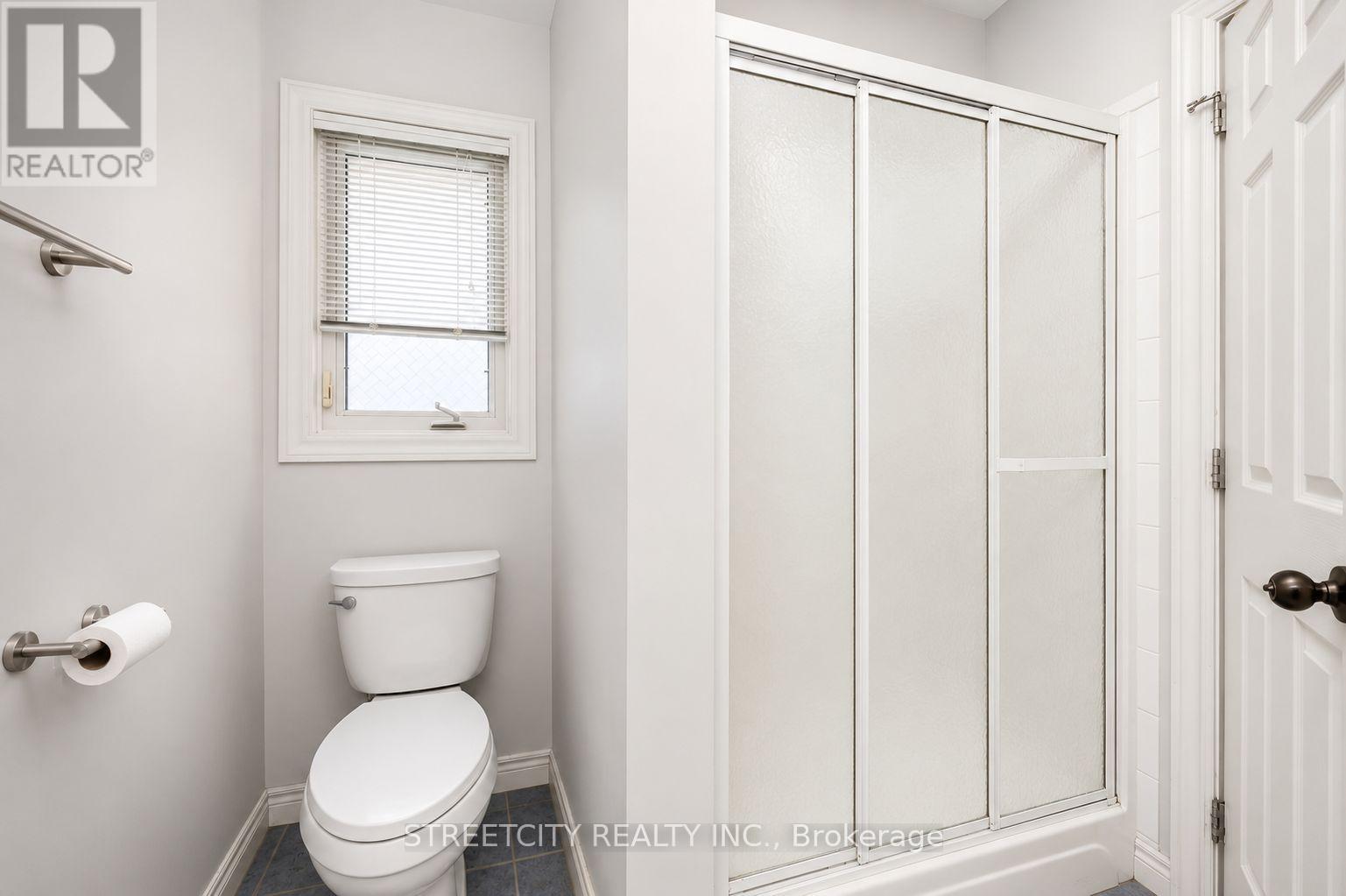 727 Norman Street, Plympton-Wyoming, Ontario  N0N 1T0 - Photo 19 - X13155174