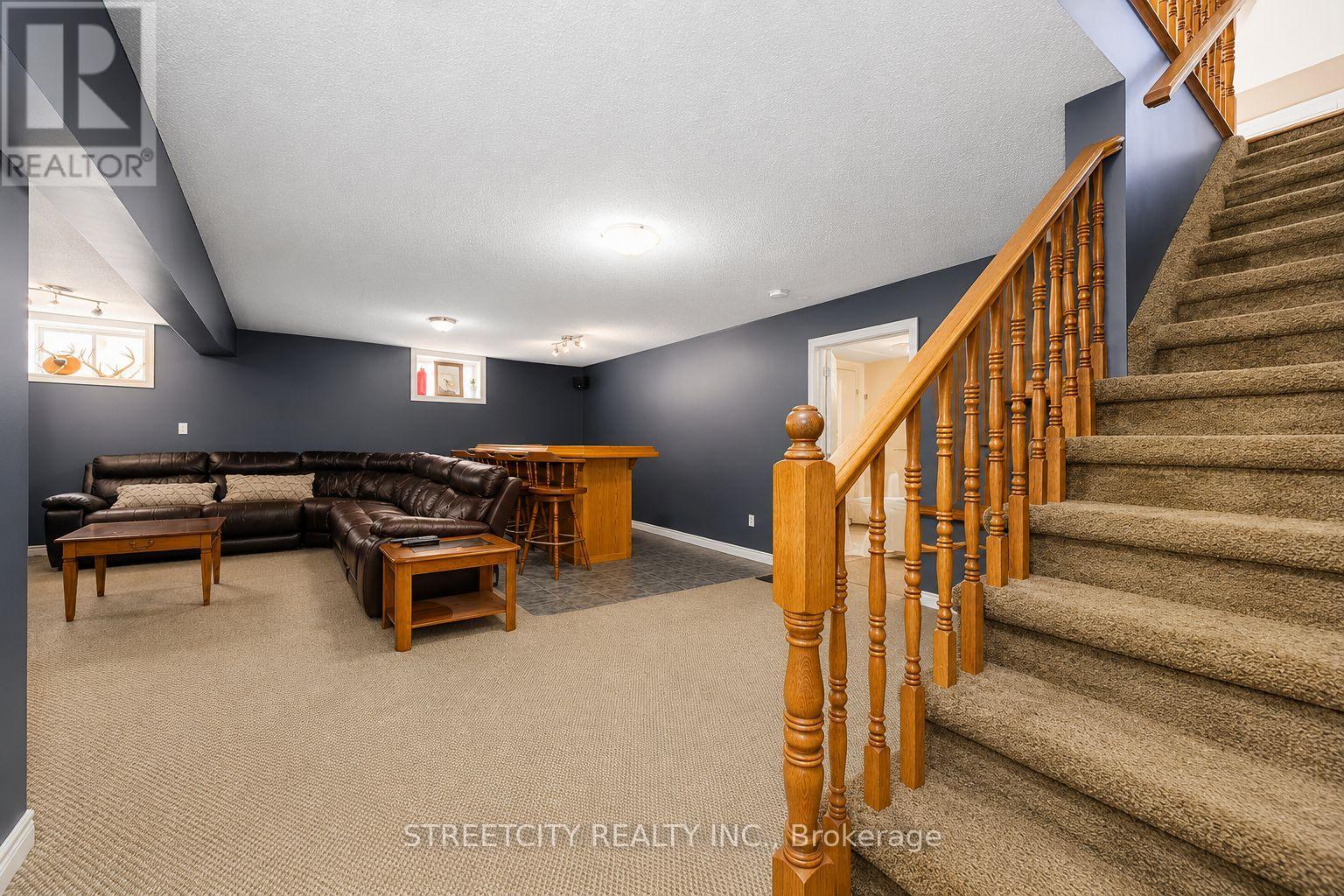 727 Norman Street, Plympton-Wyoming, Ontario  N0N 1T0 - Photo 21 - X13155174