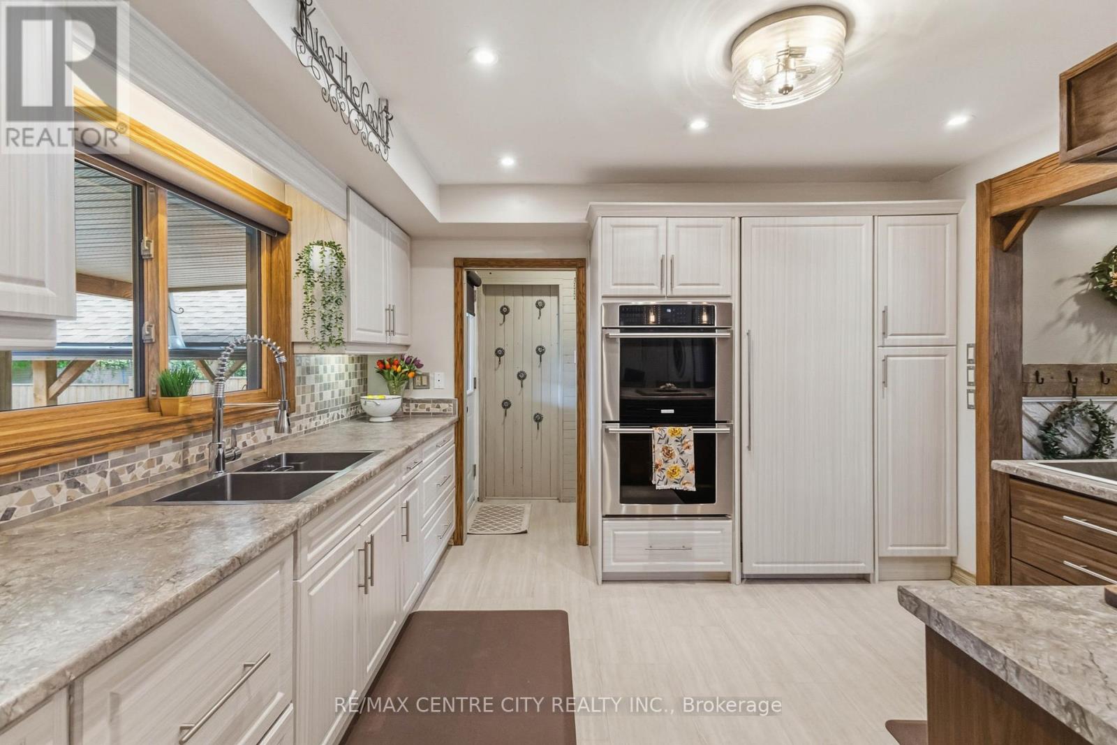 70 Brentwood Crescent, London North, Ontario  N6G 1X2 - Photo 15 - X13155200